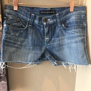Rock & Republic Distressed Denim Shorts Size 28